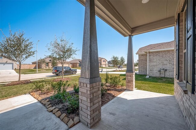 Building Photo - 7134 Glennwick Grv Ln