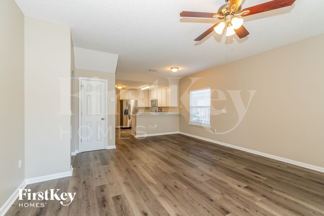 Foto del edificio - 3875 Pebble Brooke Circle South