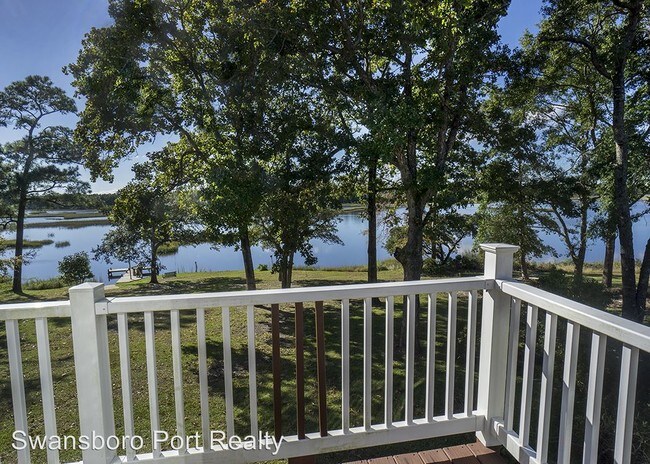 Foto del edificio - 119 Bear Hollow Ln