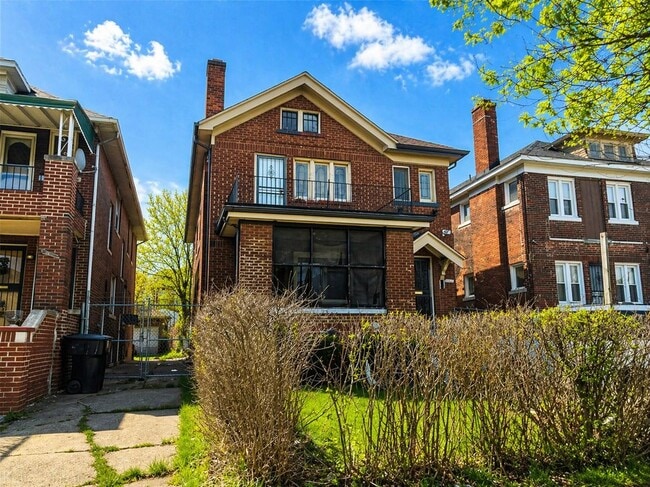 Building Photo - 3025 Tuxedo St