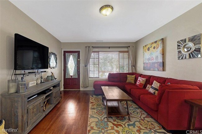 Building Photo - 3 br, 2 bath  - 5350 E Coralite St
