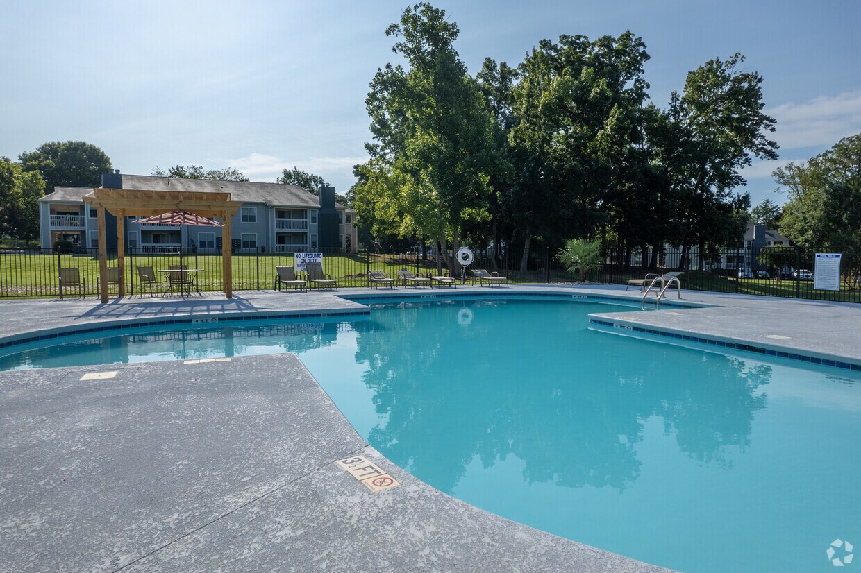 Halcyon at Cross Creek Apartments at 1200 Halcyon Cir Greer, SC