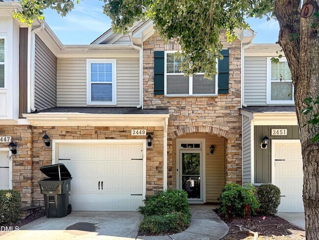 Building Photo - 2449 Memory Ridge Drive