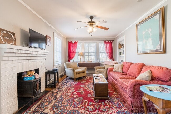 Photo - 8 Alice St House