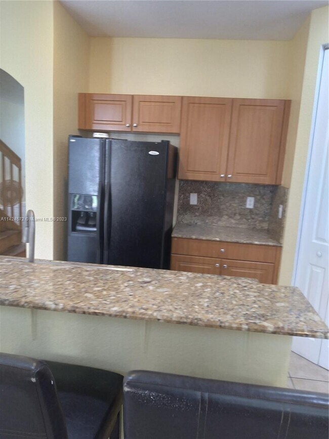 Building Photo - 2554 SW 85th Ave