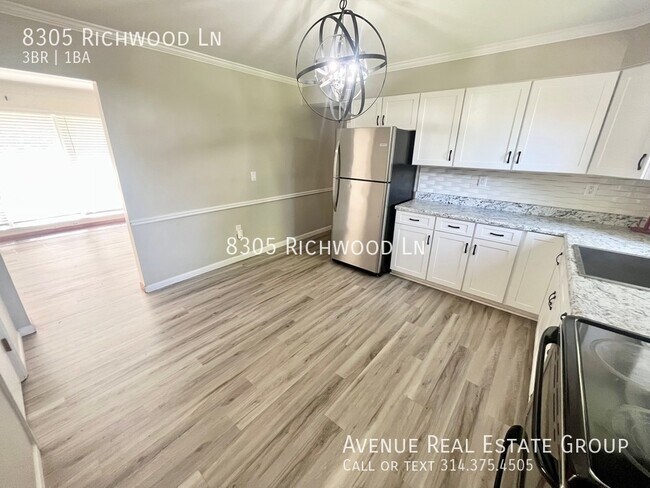 Foto del edificio - Just Listed! - 8305 Richwood Lane