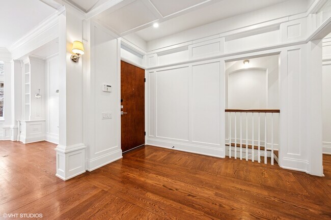 Foto del edificio - 746 W Belden Ave