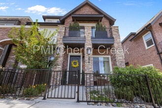 Building Photo - 356 E Orchard Rd