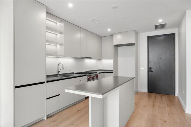 Foto del edificio - 610 Davis St