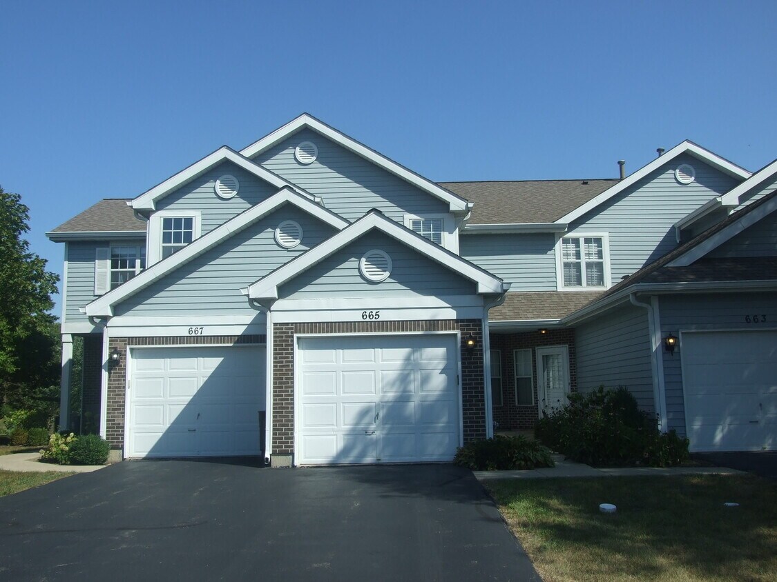 Primary Photo - 665 Woodhaven Dr