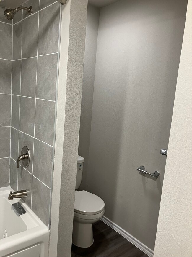 Building Photo - 6108 Abrams Rd