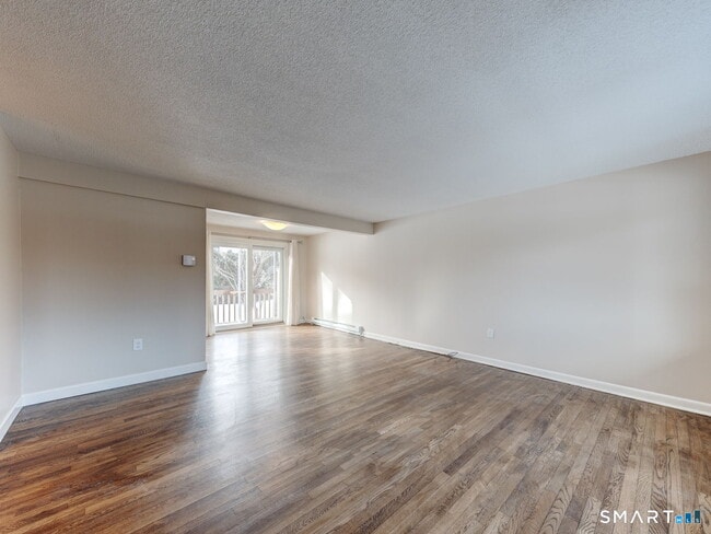 Building Photo - 275 Pierremount Ave