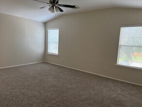 Building Photo - 8319 Radial Ct
