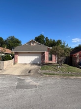Building Photo - 102 Aspen Dr N