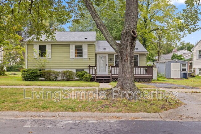 Foto del edificio - 720 Woodburn Rd