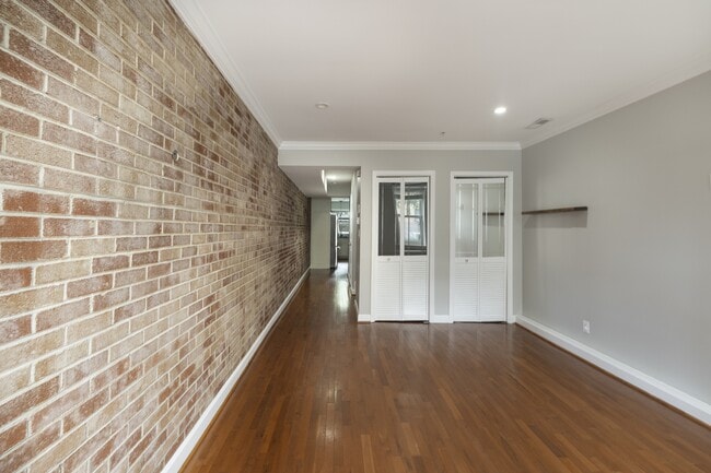 Photo - 1122 K St SE Townhome