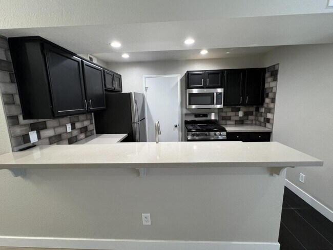 Foto del edificio - 7570 W Flamingo Rd
