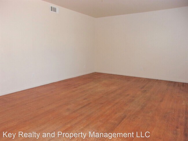 Foto del edificio - 3 br, 1.5 bath House - 3801 NW 57th St