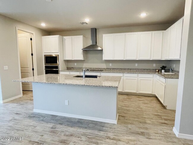 Foto del edificio - 15275 W Portland St