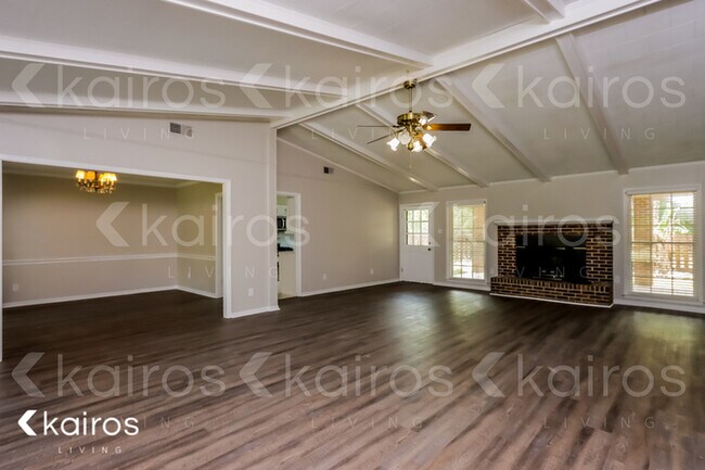 Building Photo - 201 Arrowhead Dr