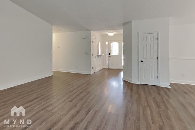 Building Photo - 3992 Moore Creek Dr