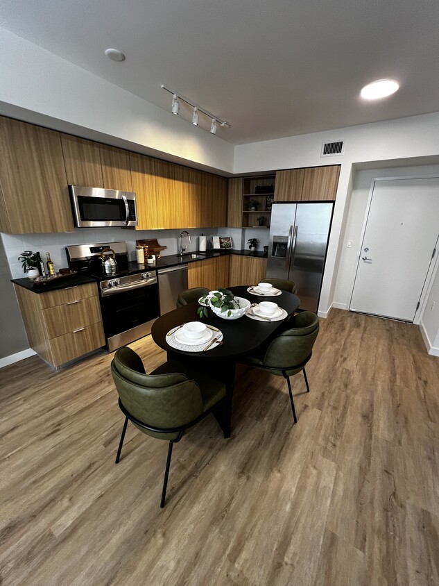 Photo - 911 E 26th St (Hialeah, FL)