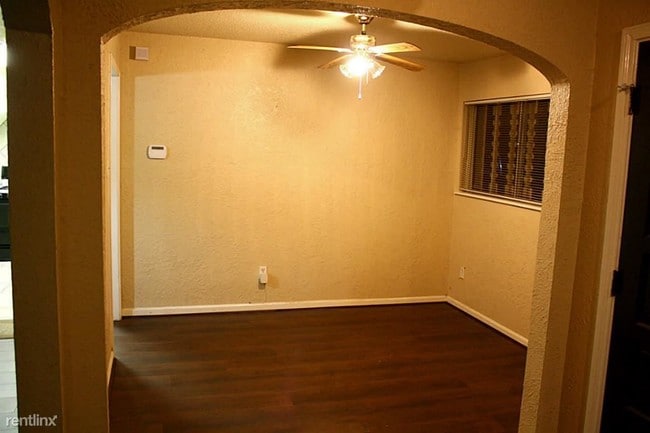 Building Photo - 14423 Woodforest Blvd
