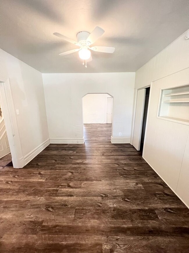 Building Photo - Newly Renovated 3 or 4 Bedroom in Mt.Olive...