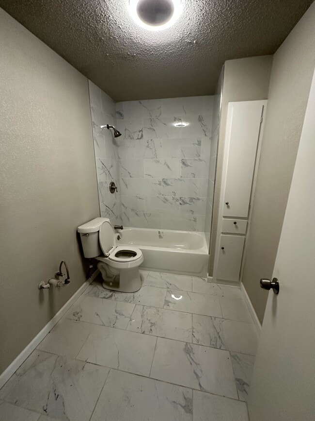 Foto del edificio - 3414 Kingston Rd