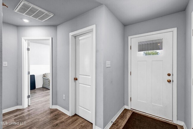 Foto del edificio - 18231 Mill Cove