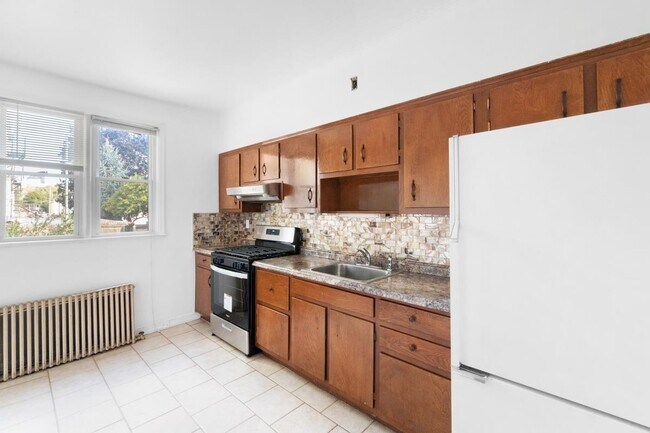 Foto del edificio - 182 Avenue F