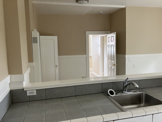 Foto del edificio - 1526 Everett St