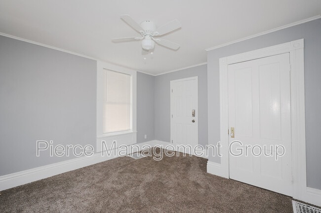 Building Photo - 6 Blake St