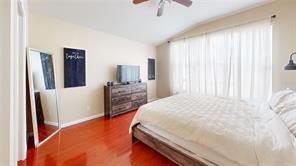 Building Photo - 14823 Wake Robin Dr