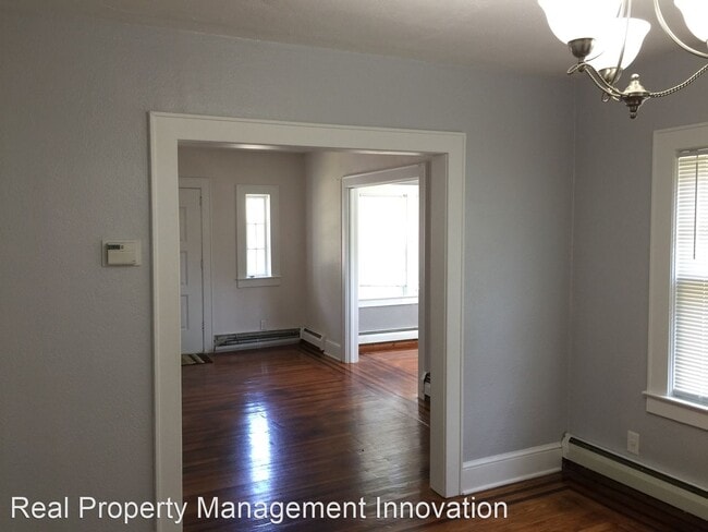 Building Photo - 2 br, 1 bath House - 1756 Longfellow St