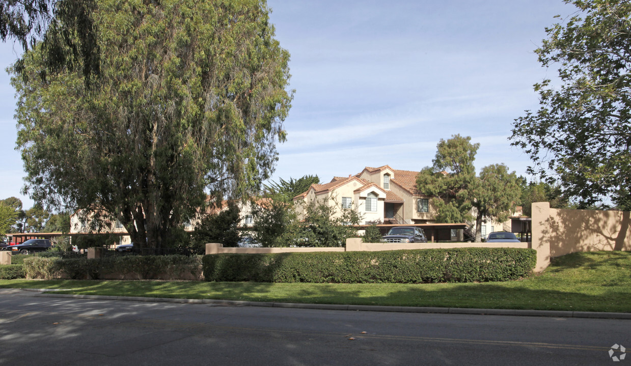 Primary Photo - SunBay Apartments