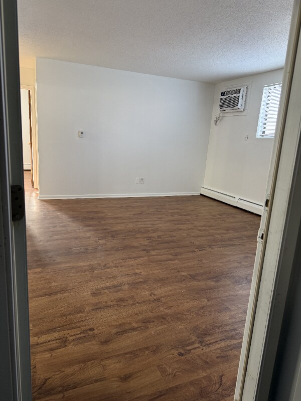 Foto del edificio - 310 NW Chapel Dr