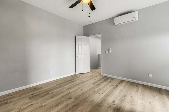 Foto del edificio - 2088 Kearney Ave