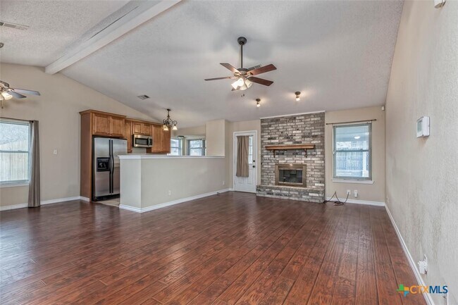 Foto del edificio - 1102 August Dr