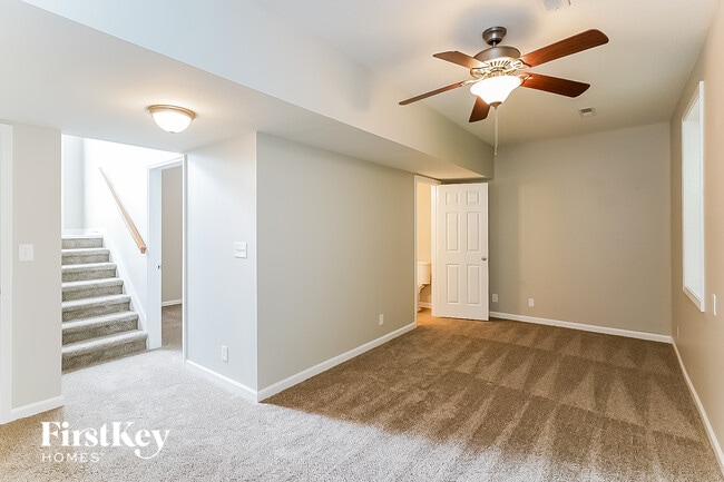 Building Photo - 1688 Ridge Runner Ct