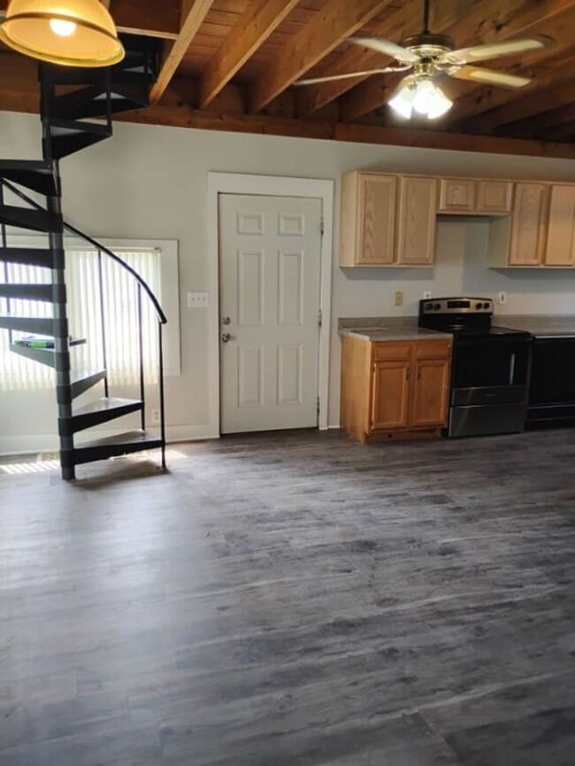 Foto del edificio - 3 Bedroom 1 Bath - Amazing Location