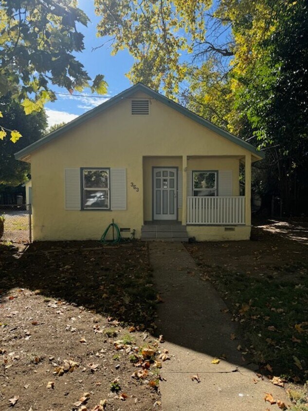 Primary Photo - Home with Large yard near Sacramento River