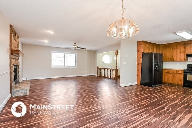 Building Photo - 3992 Fairington Dr