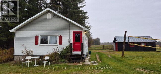 Photo du bâtiment - 7315 Langstaff Rd