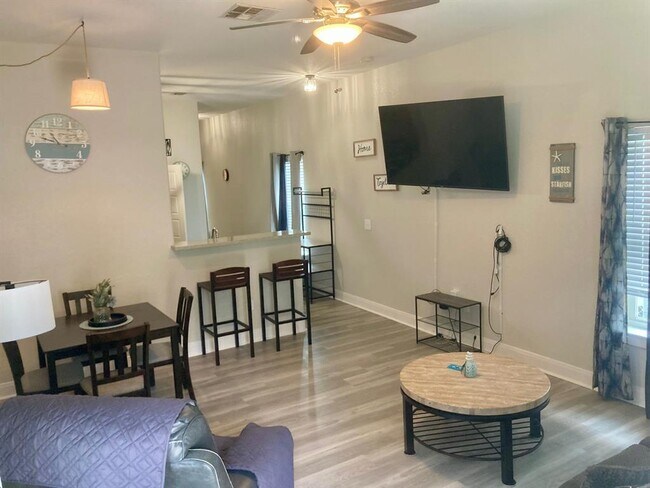 Foto del edificio - 4123 Ave Q 1/2