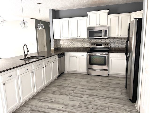 Foto del edificio - 843 Ognon Ct