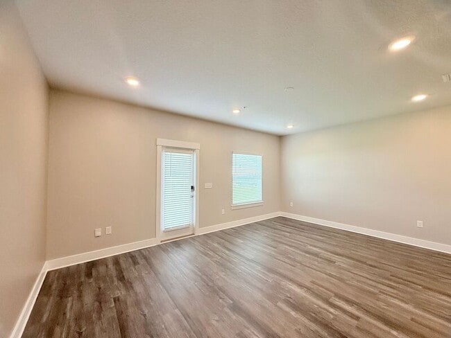 Building Photo - 1504 Iroquois Ct