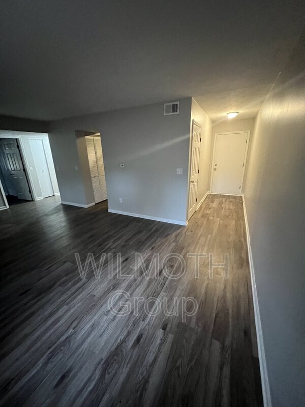 Building Photo - 1310 Millerwood Dr