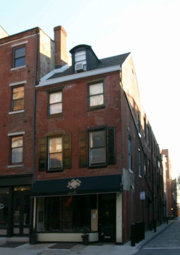 Building Photo - Pottery Row Apartments