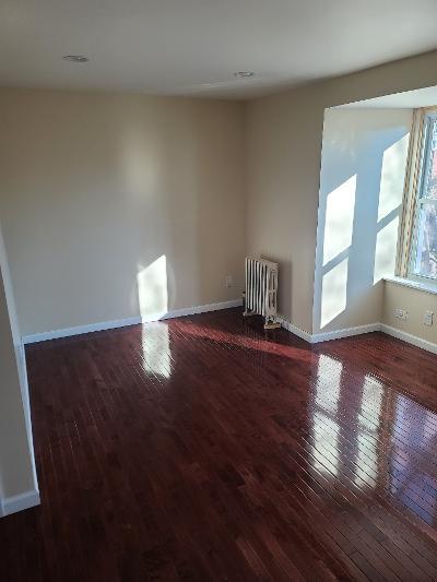 Primary Photo - 224 Woodbine St